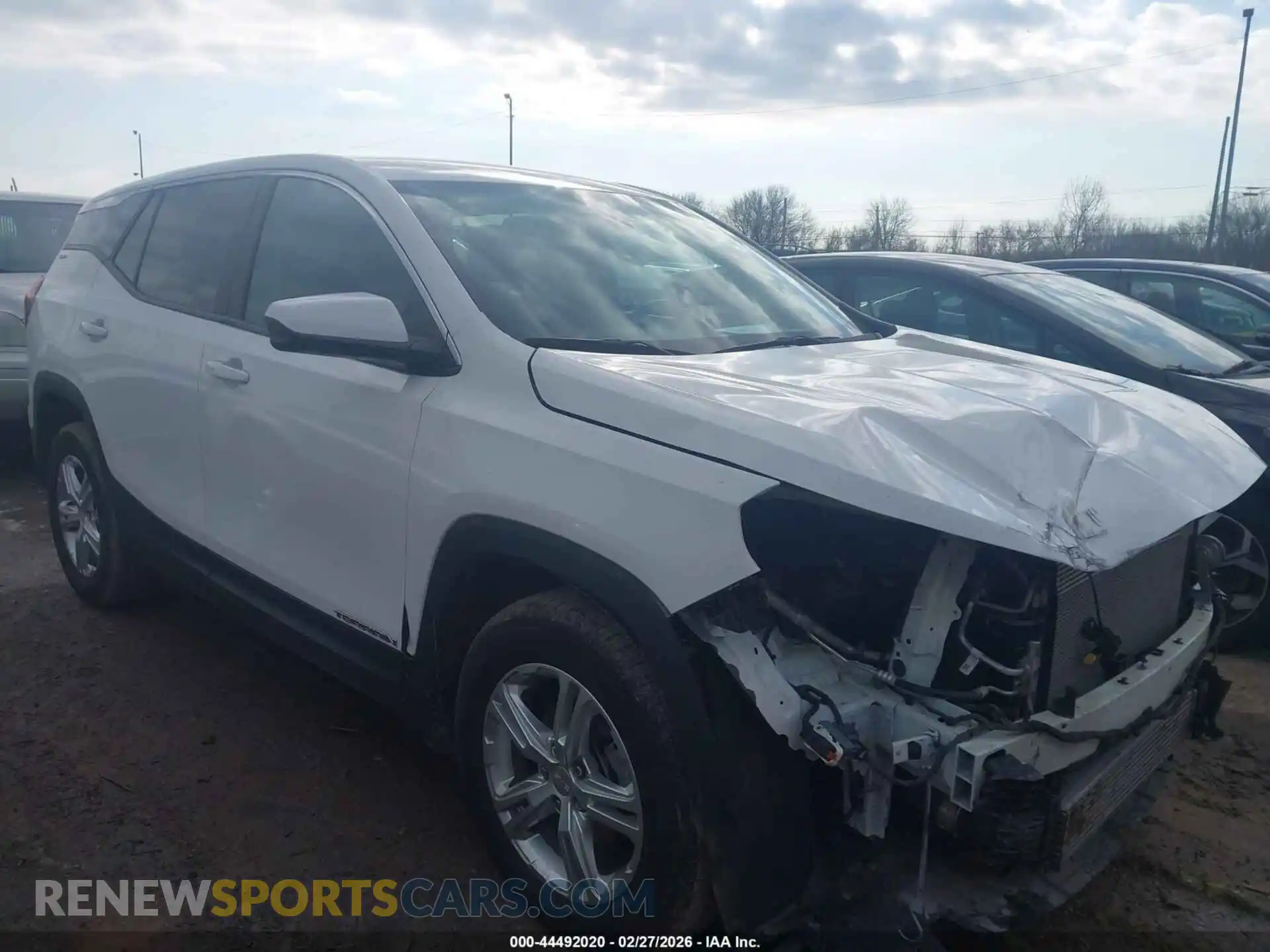 1 Photograph of a damaged car 3GKALMEGXRL326336 GMC TERRAIN 2024