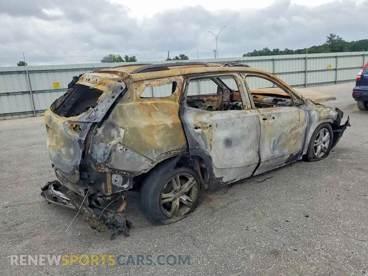 3 Photograph of a damaged car 3GKALMEGXRL394541 GMC TERRAIN 2024