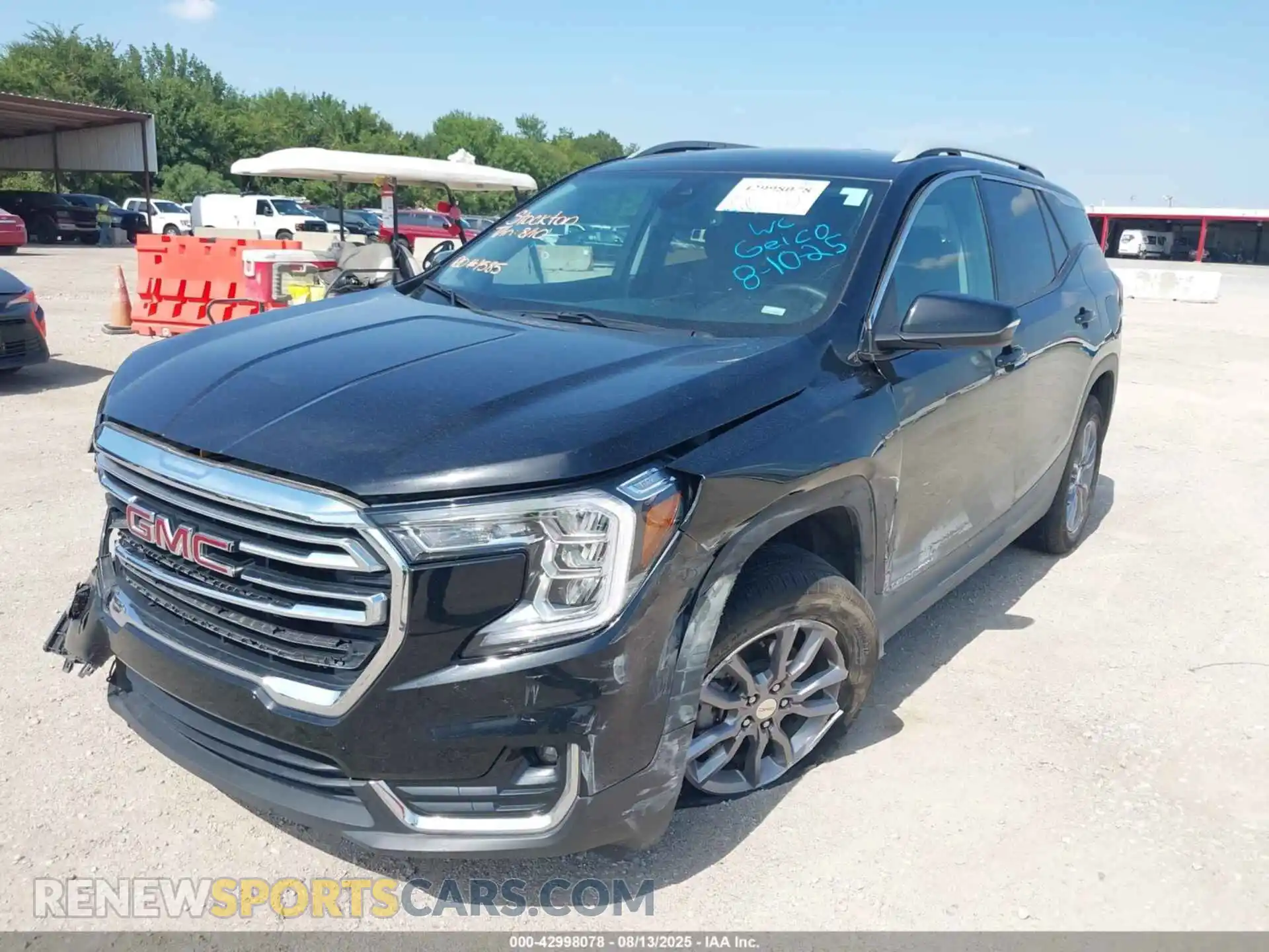 2 Photograph of a damaged car 3GKALPEG2RL190088 GMC TERRAIN 2024