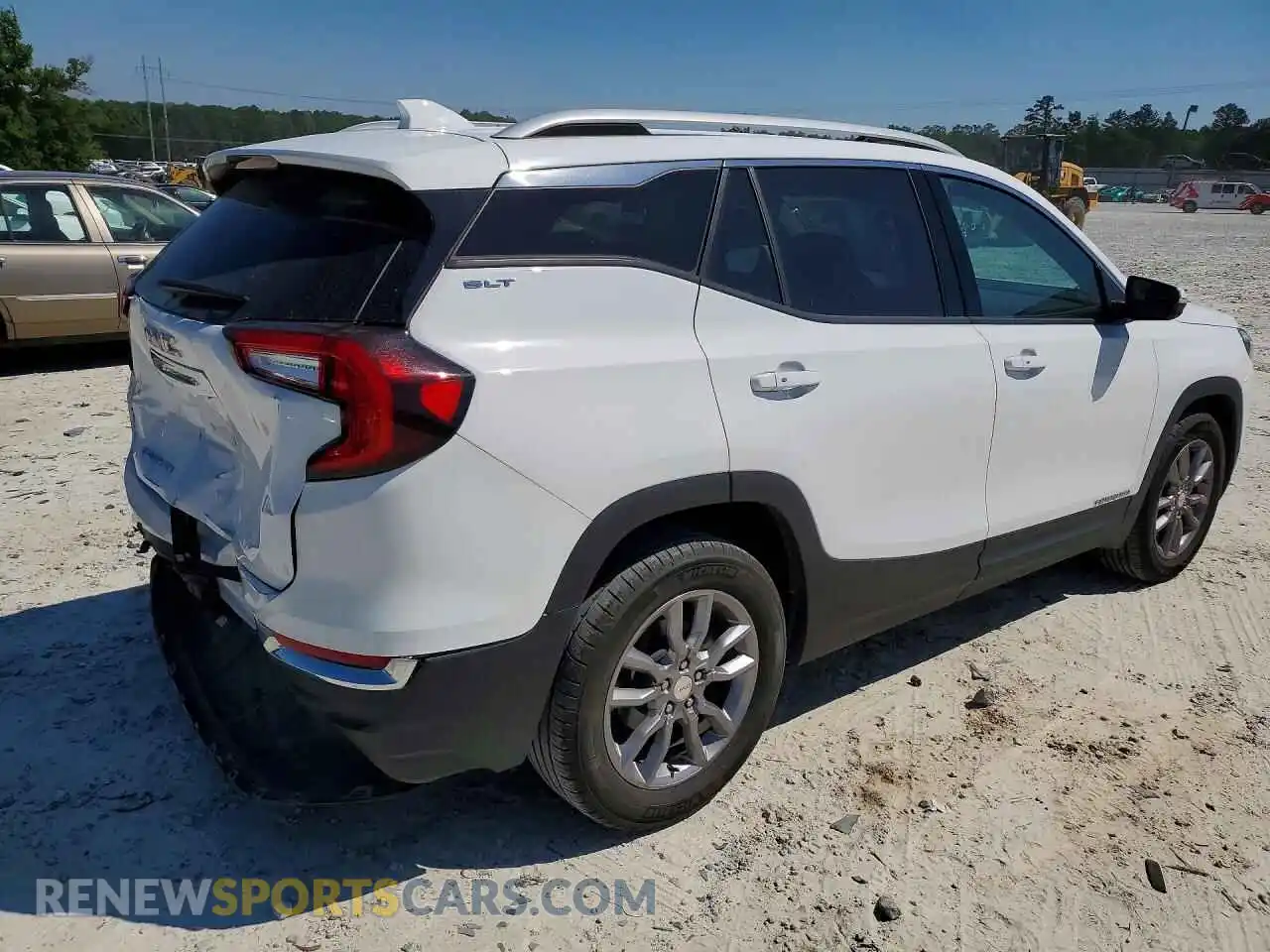 3 Фотография поврежденного автомобиля 3GKALPEG3RL155026 GMC TERRAIN 2024