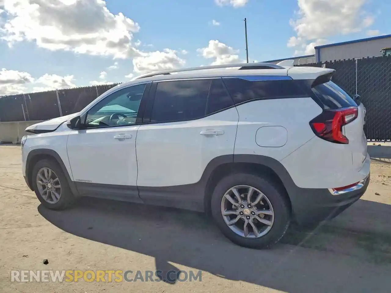 2 Фотография поврежденного автомобиля 3GKALPEG3RL175213 GMC TERRAIN 2024