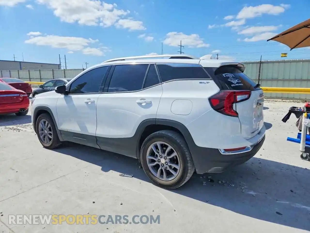 2 Photograph of a damaged car 3GKALPEG3RL192061 GMC TERRAIN 2024