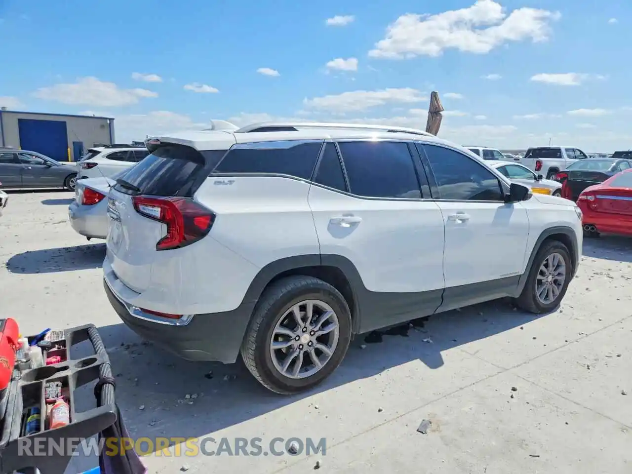 3 Photograph of a damaged car 3GKALPEG3RL192061 GMC TERRAIN 2024