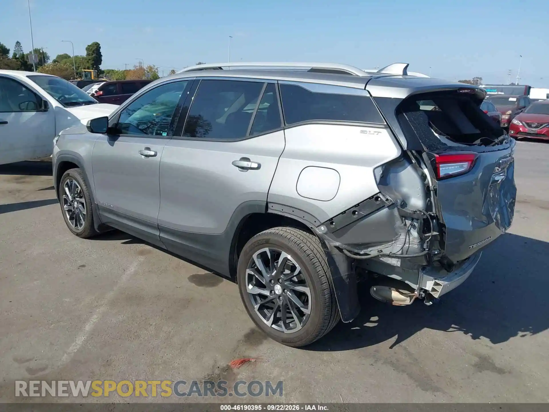 3 Фотография поврежденного автомобиля 3GKALPEG8RL115539 GMC TERRAIN 2024