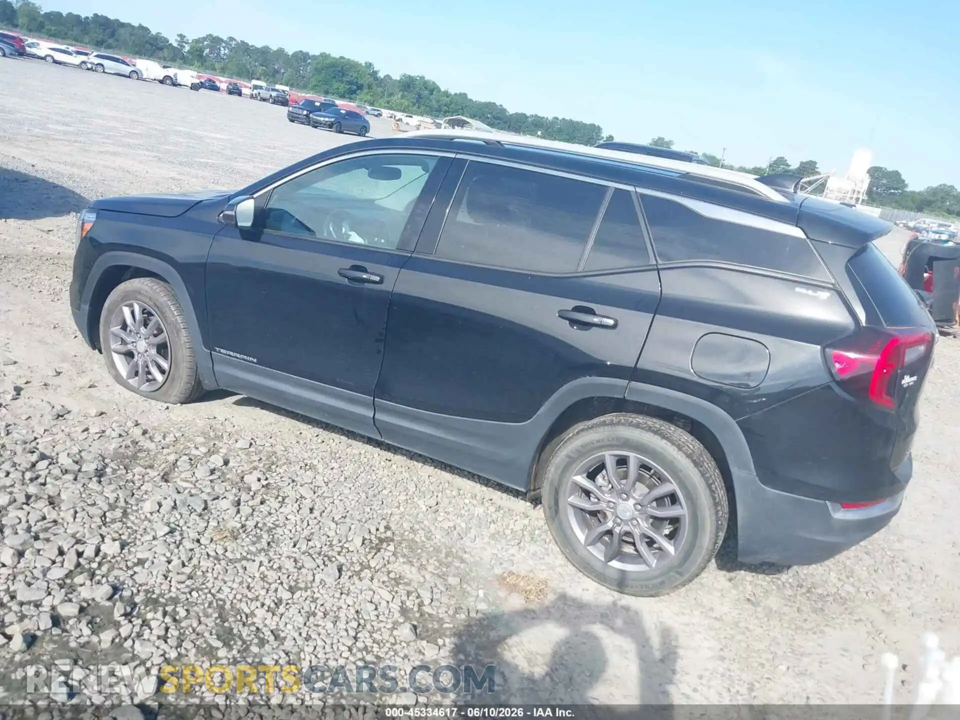 3 Photograph of a damaged car 3GKALPEG8RL137816 GMC TERRAIN 2024