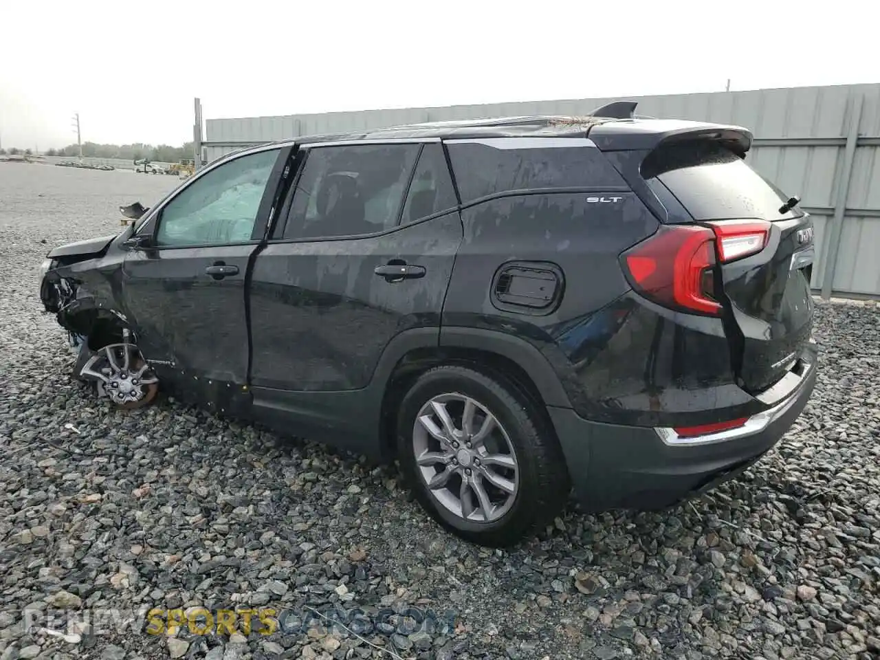 2 fotografías del automóvil dañado 3GKALPEG8RL177507 GMC TERRAIN 2024