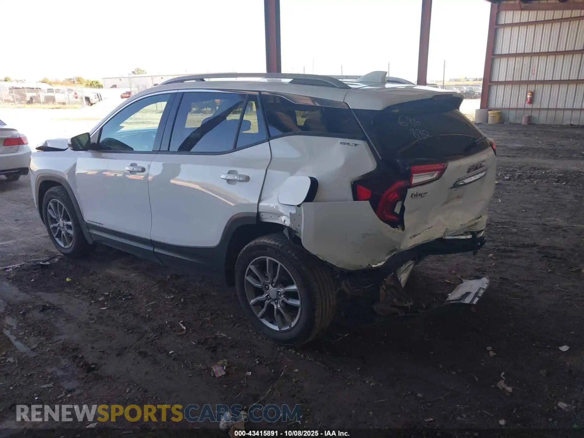 3 Photograph of a damaged car 3GKALPEG8RL392790 GMC TERRAIN 2024