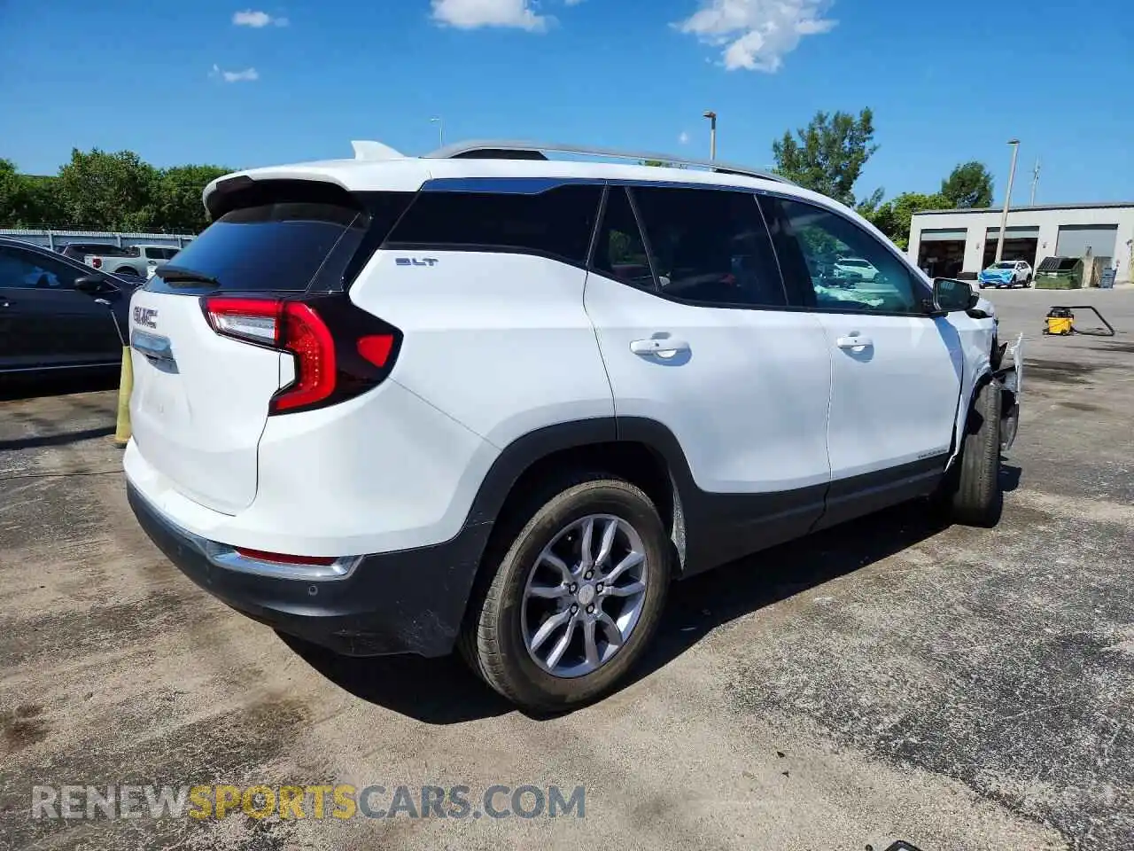 3 Photograph of a damaged car 3GKALPEGXRL275082 GMC TERRAIN 2024