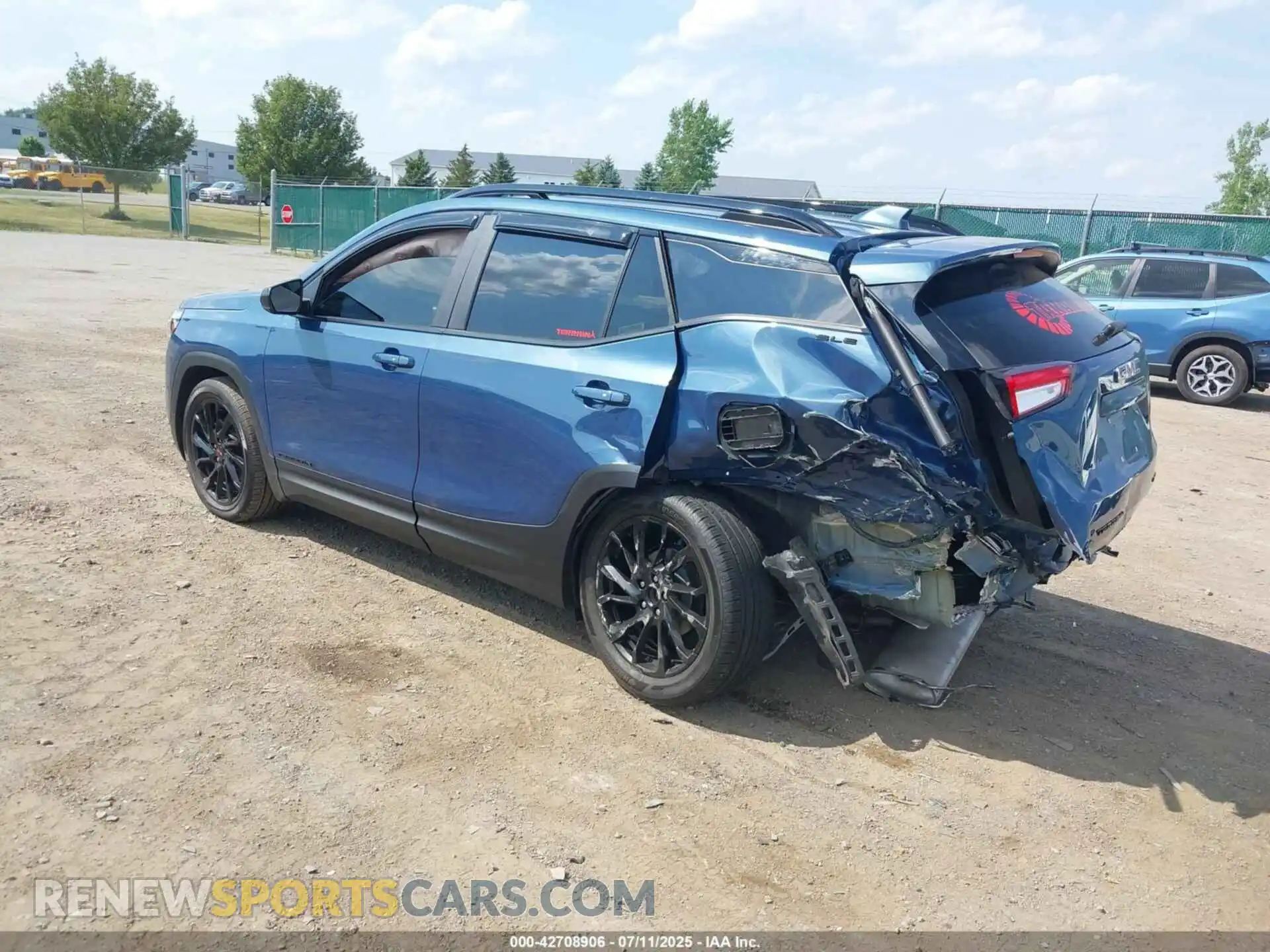 3 Photograph of a damaged car 3GKALTEG1RL146382 GMC TERRAIN 2024
