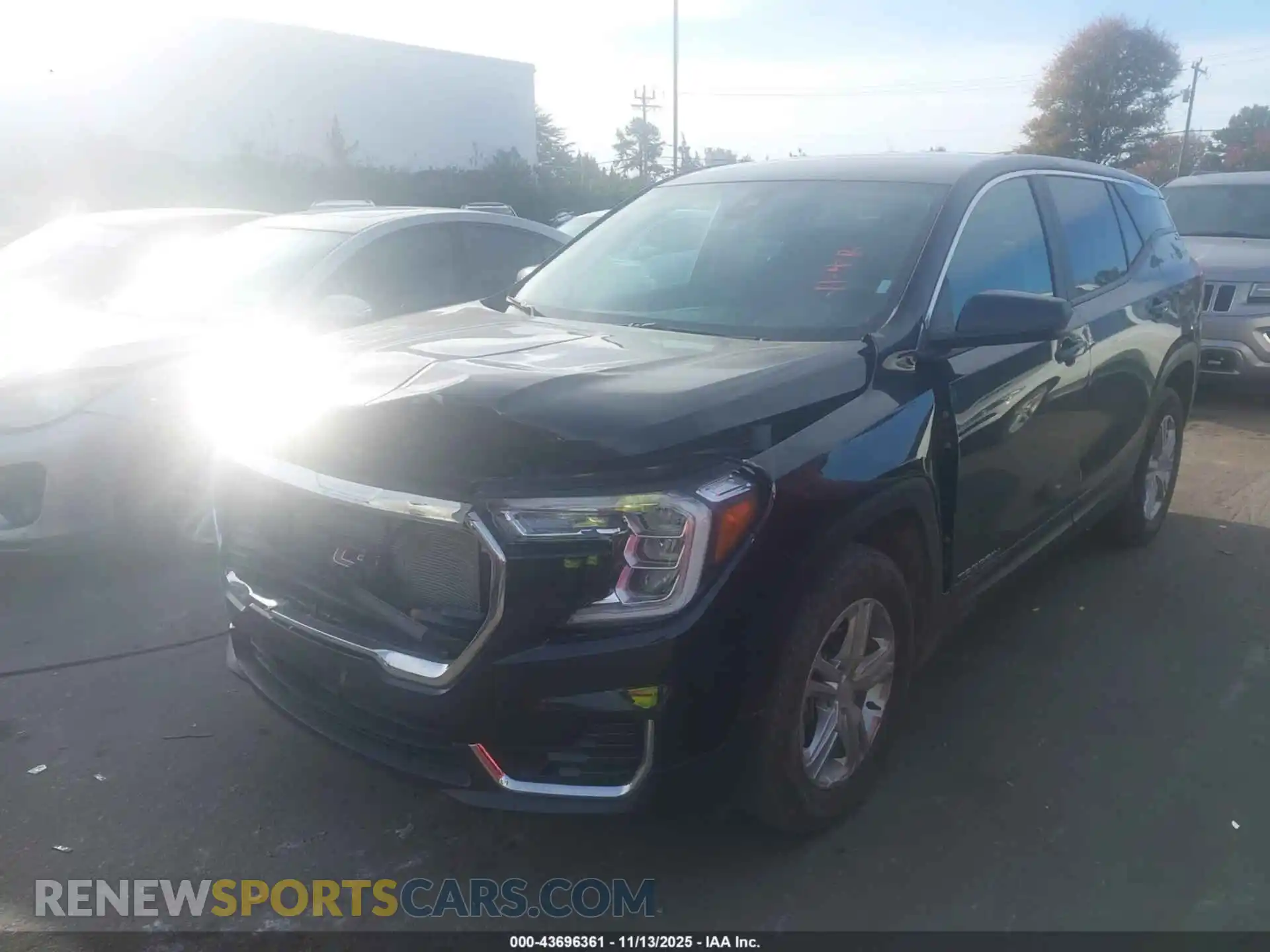 2 Photograph of a damaged car 3GKALTEG1RL277215 GMC TERRAIN 2024