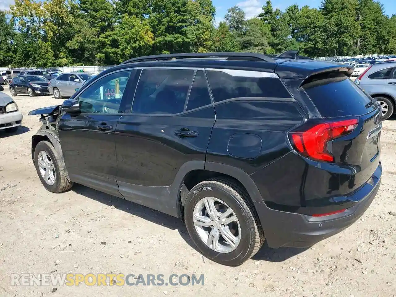 2 Photograph of a damaged car 3GKALTEG1RL376066 GMC TERRAIN 2024