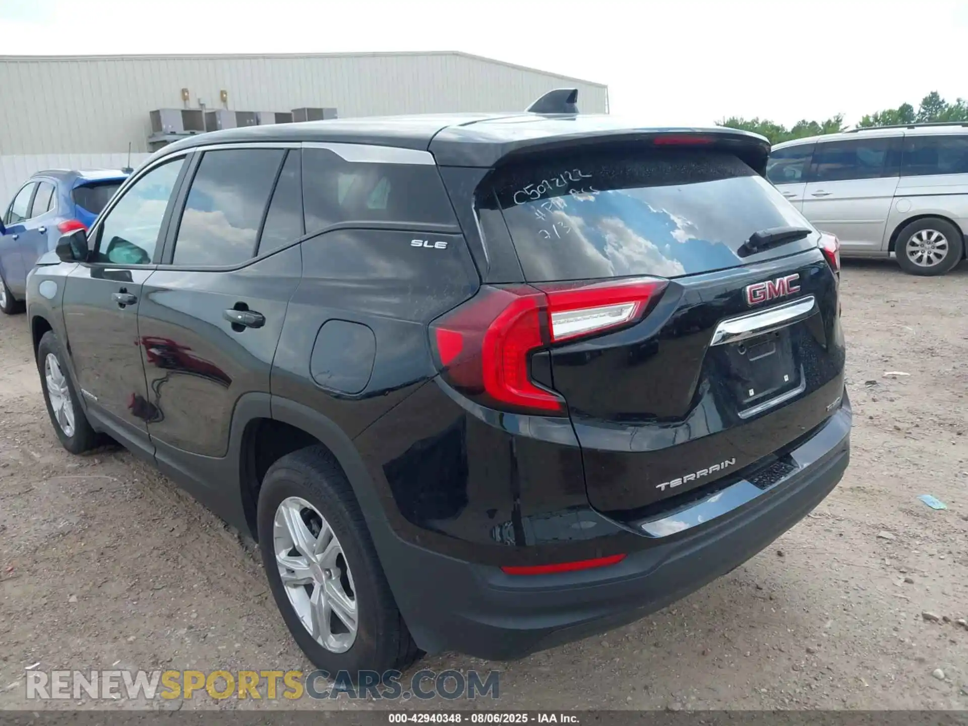 3 Photograph of a damaged car 3GKALTEG1RL376973 GMC TERRAIN 2024