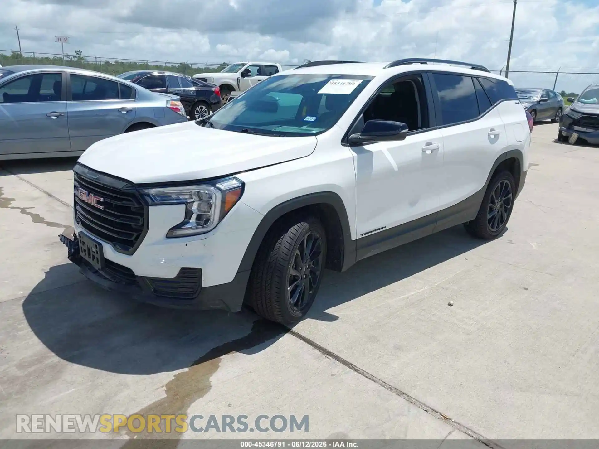 2 Photograph of a damaged car 3GKALTEG2RL245616 GMC TERRAIN 2024