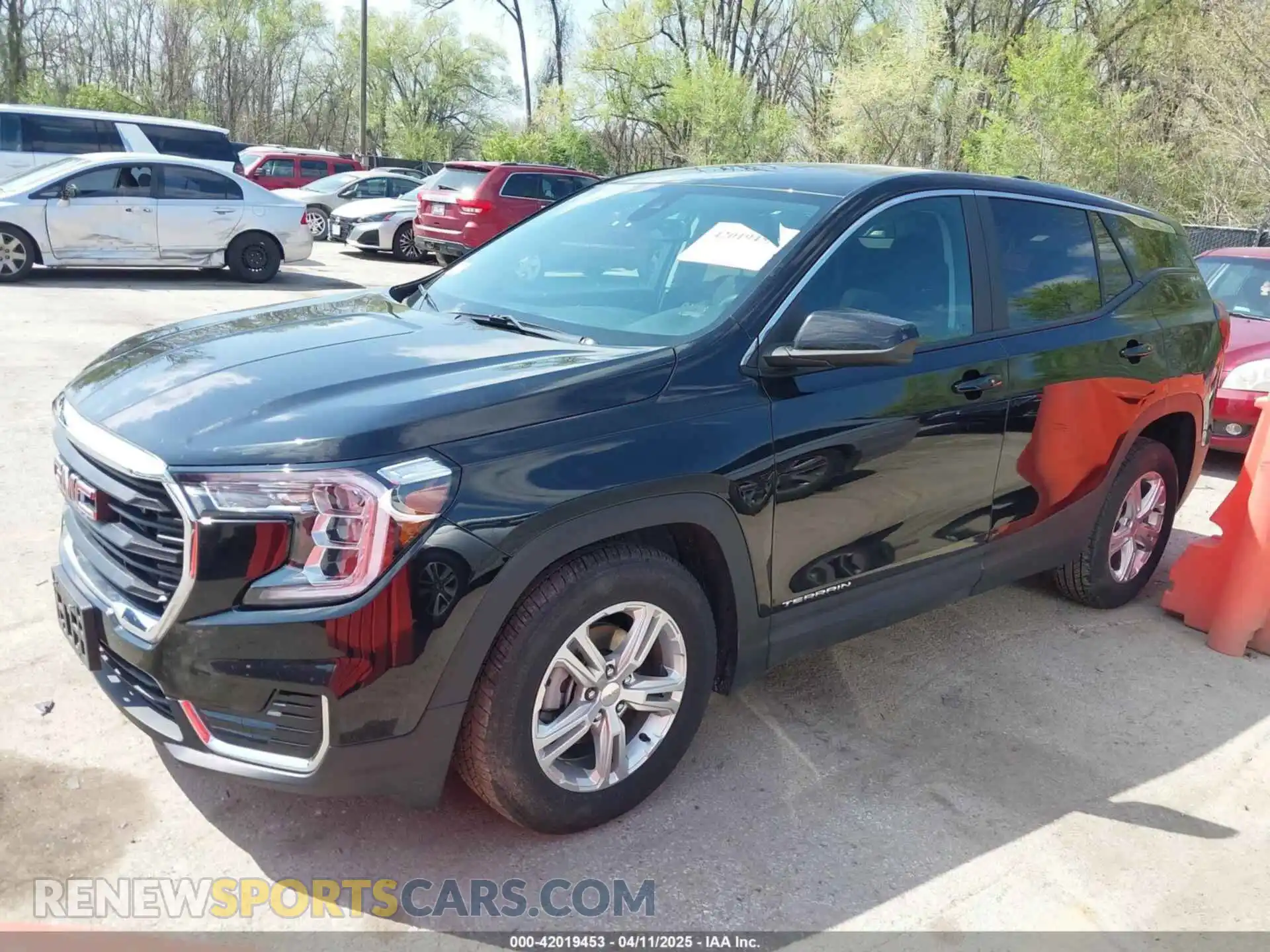 2 Photograph of a damaged car 3GKALTEG2RL373712 GMC TERRAIN 2024