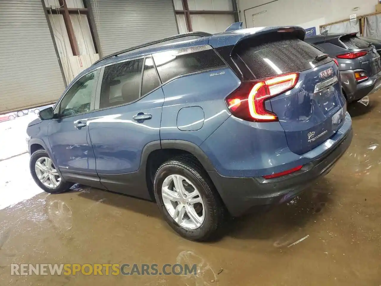 2 Photograph of a damaged car 3GKALTEG3RL117465 GMC TERRAIN 2024