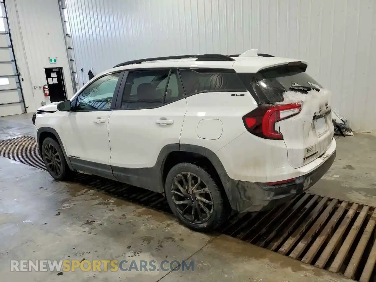 2 fotografías del automóvil dañado 3GKALTEG3RL313177 GMC TERRAIN 2024