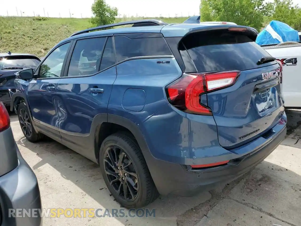 2 Photograph of a damaged car 3GKALTEG3RL314796 GMC TERRAIN 2024
