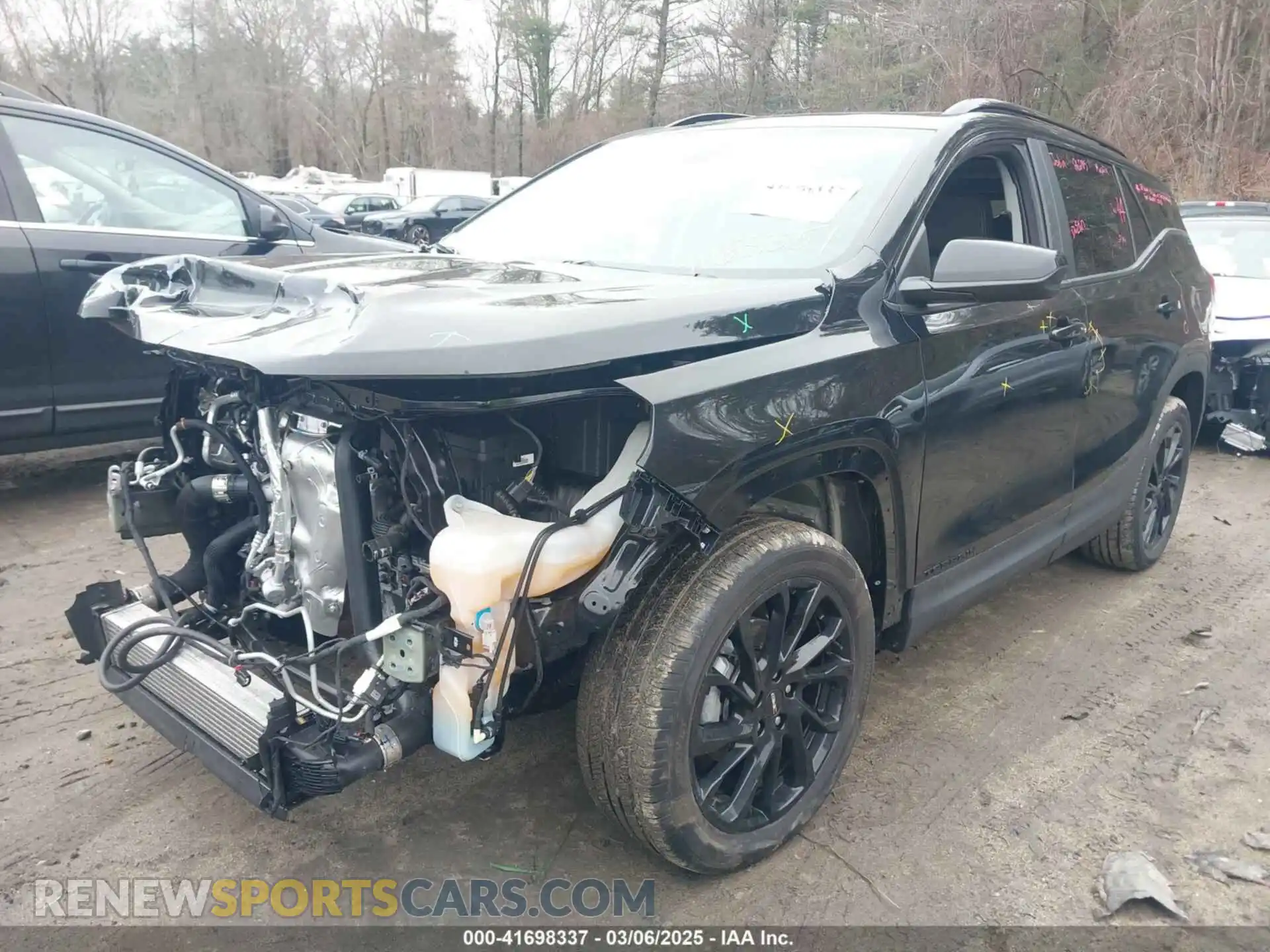 2 Photograph of a damaged car 3GKALTEG3RL320792 GMC TERRAIN 2024