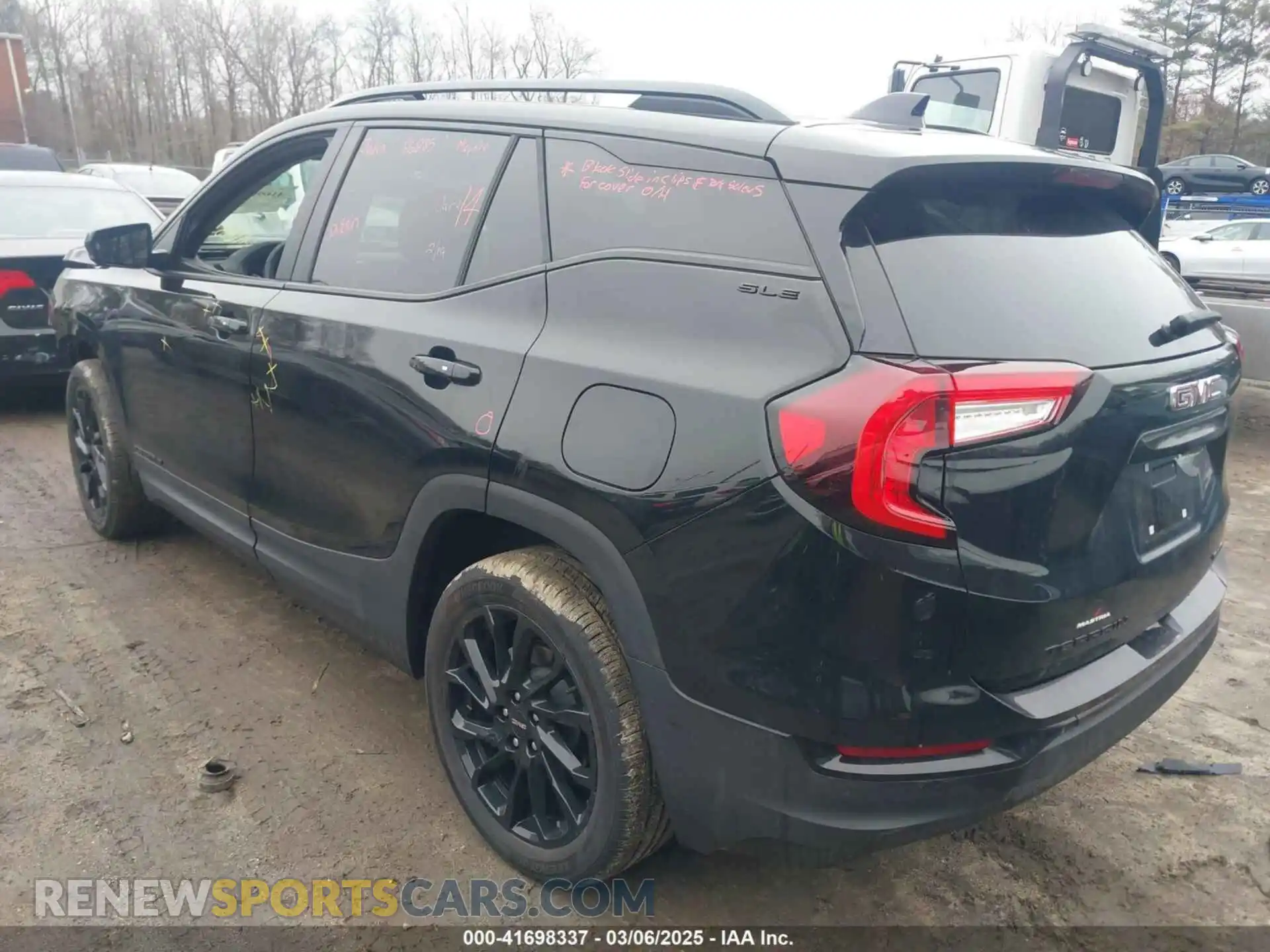 3 Photograph of a damaged car 3GKALTEG3RL320792 GMC TERRAIN 2024