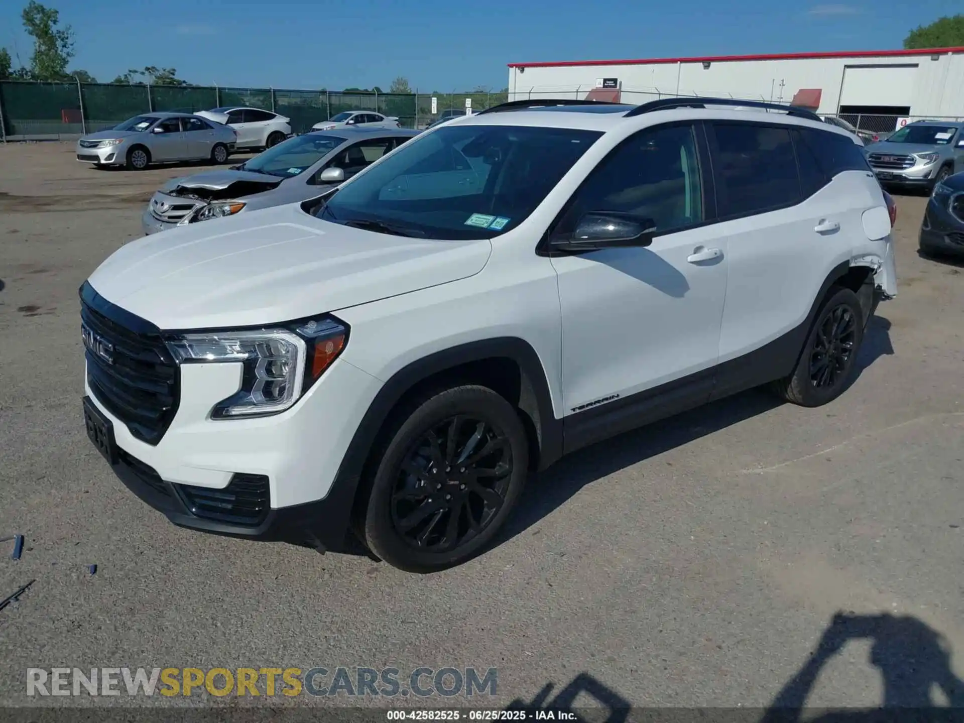 2 Photograph of a damaged car 3GKALTEG3RL388266 GMC TERRAIN 2024