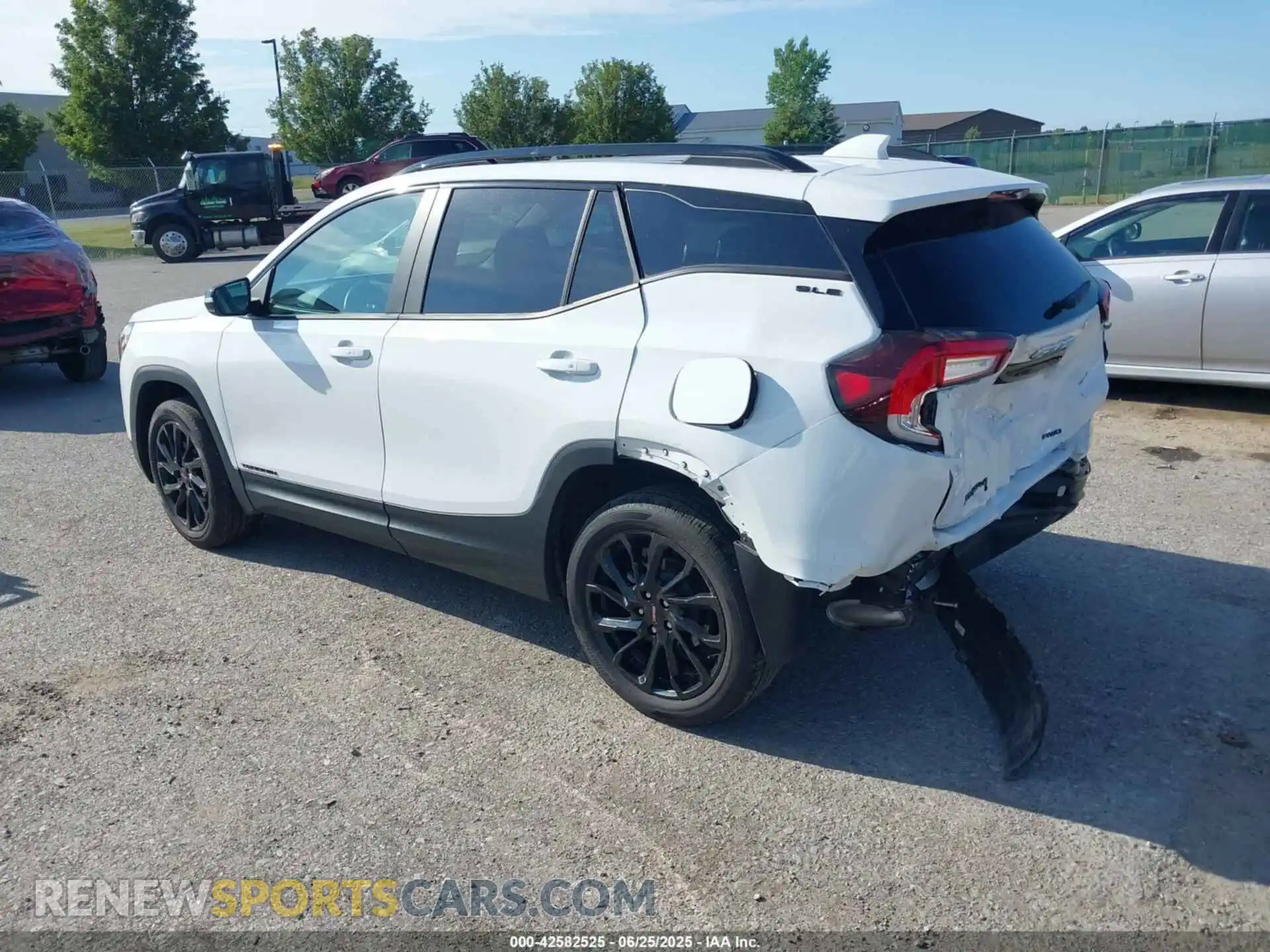 3 Photograph of a damaged car 3GKALTEG3RL388266 GMC TERRAIN 2024