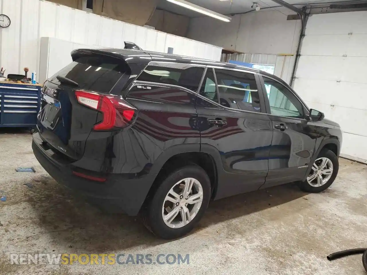 3 Photograph of a damaged car 3GKALTEG4RL366065 GMC TERRAIN 2024