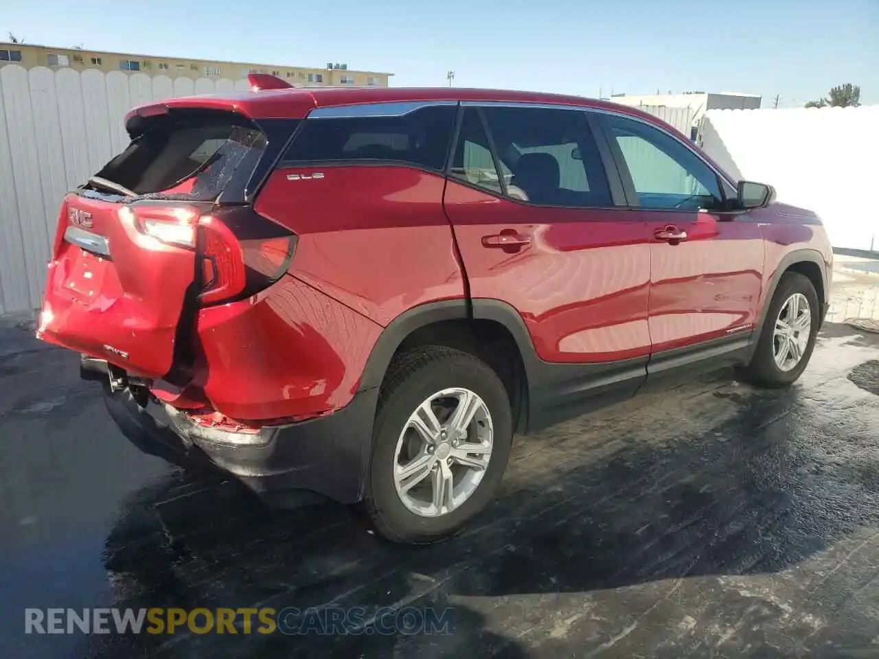 3 Photograph of a damaged car 3GKALTEG5RL306733 GMC TERRAIN 2024