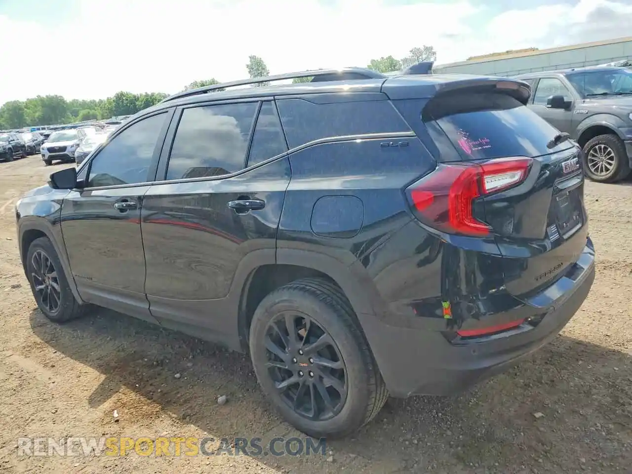 2 Photograph of a damaged car 3GKALTEG8RL273582 GMC TERRAIN 2024