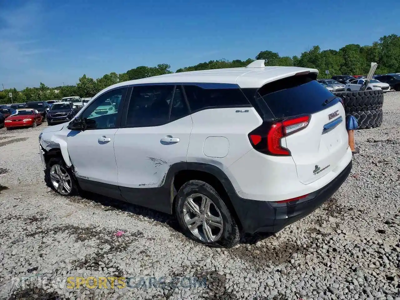 2 Photograph of a damaged car 3GKALTEG8RL283044 GMC TERRAIN 2024