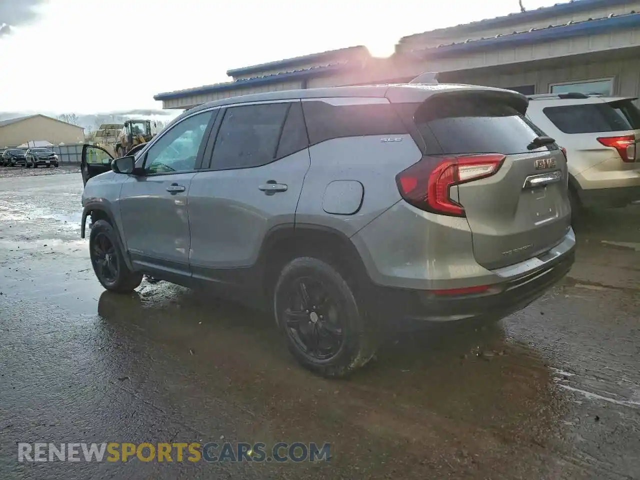 2 Photograph of a damaged car 3GKALTEG8RL345834 GMC TERRAIN 2024
