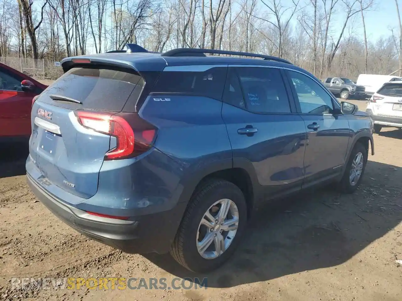 3 Photograph of a damaged car 3GKALTEG8RL384990 GMC TERRAIN 2024