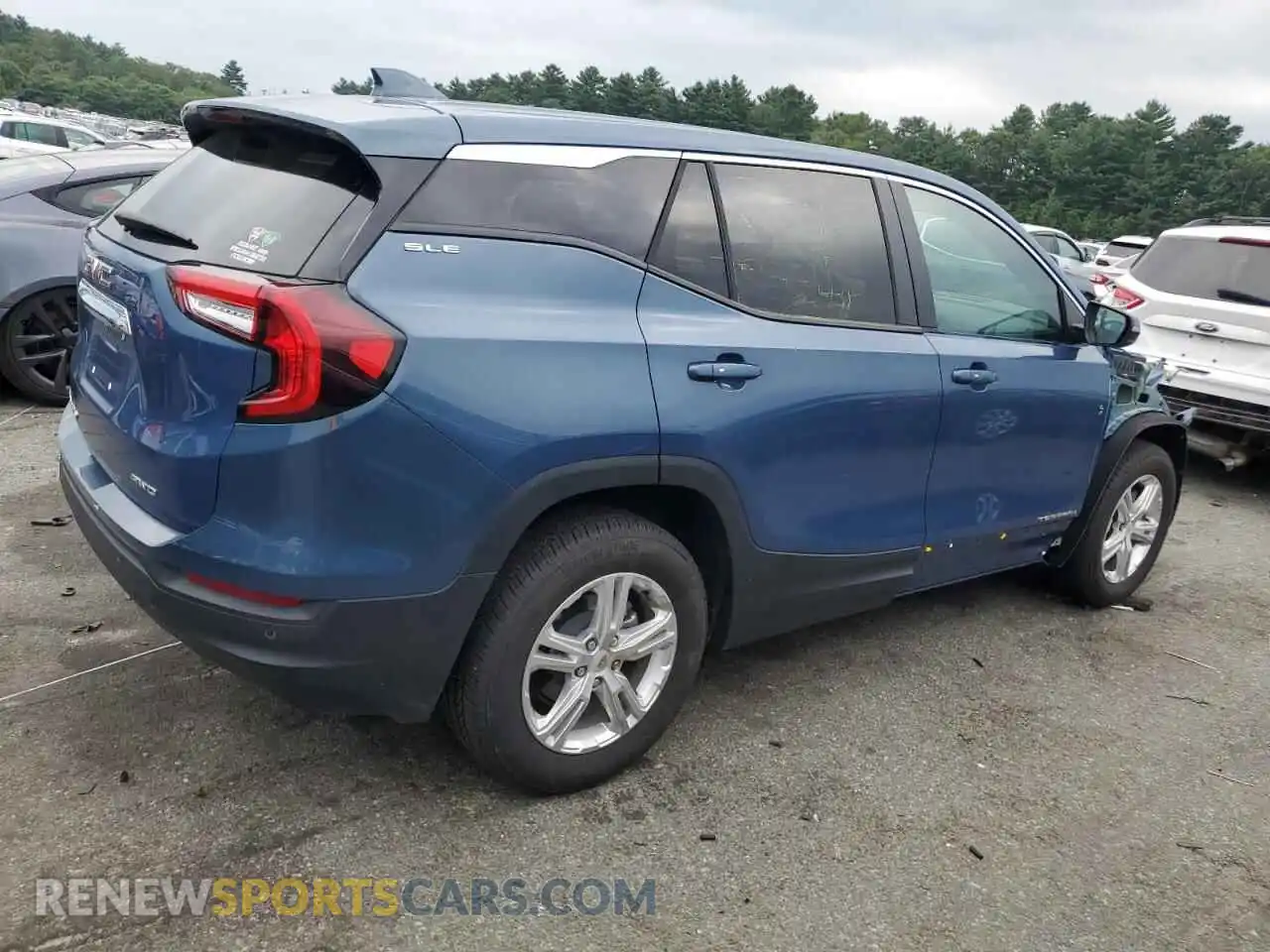 3 Photograph of a damaged car 3GKALTEG8RL386545 GMC TERRAIN 2024