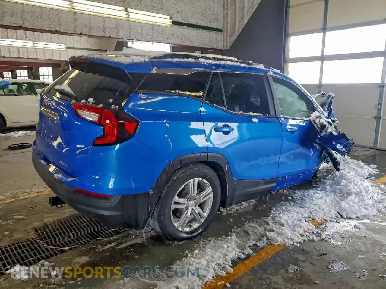 3 Photograph of a damaged car 3GKALTEG9RL201645 GMC TERRAIN 2024
