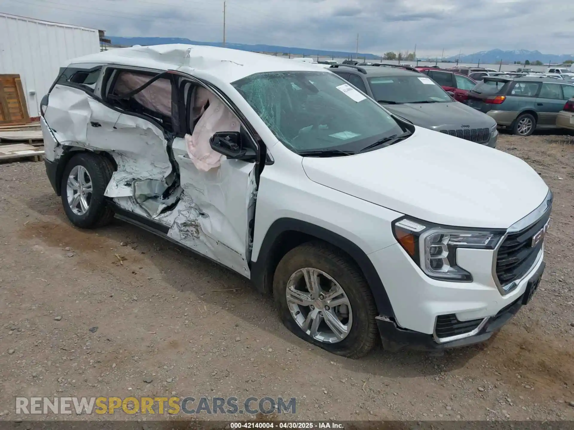 1 Photograph of a damaged car 3GKALTEG9RL372217 GMC TERRAIN 2024