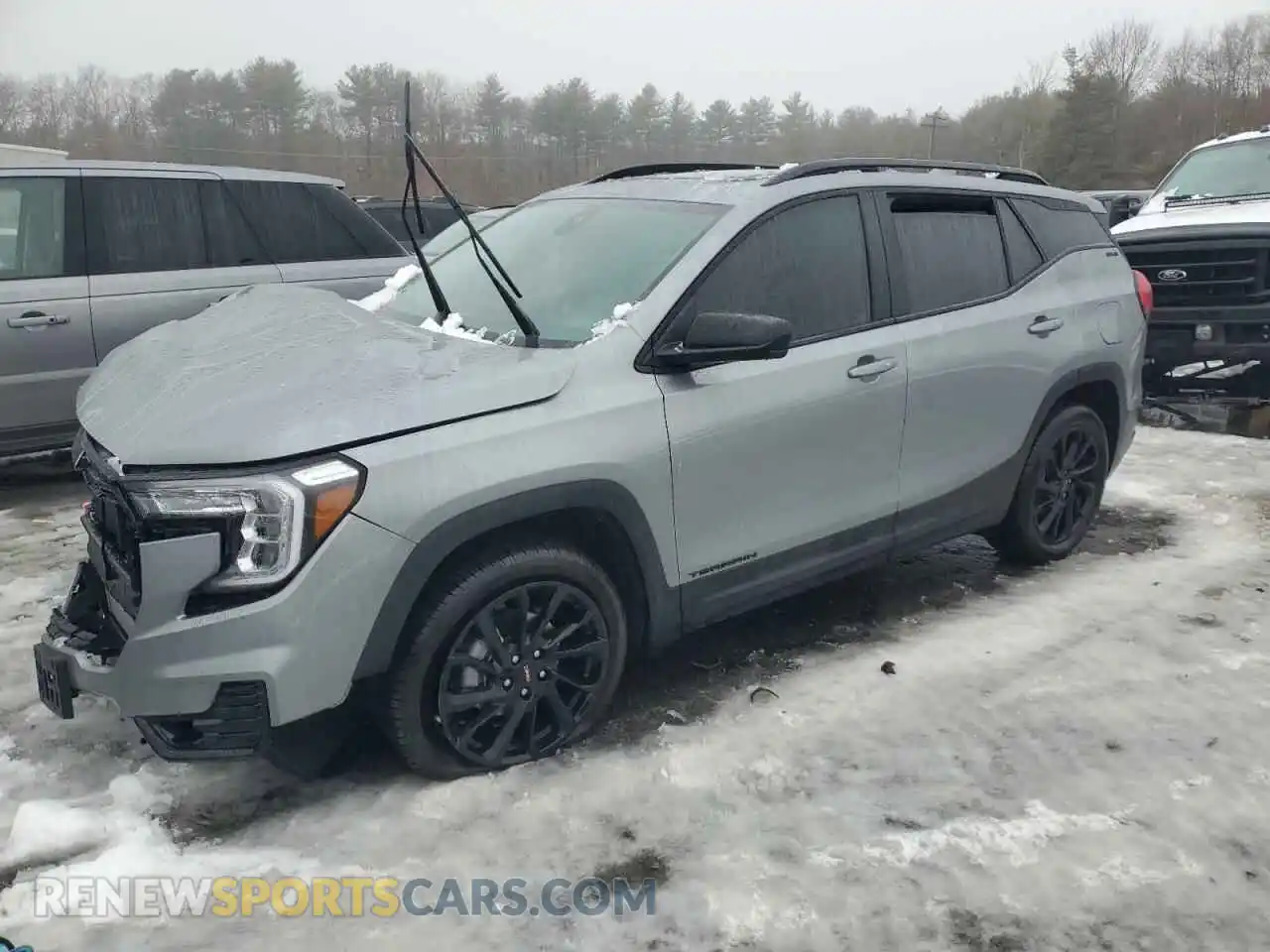 1 Photograph of a damaged car 3GKALTEG9RL382259 GMC TERRAIN 2024