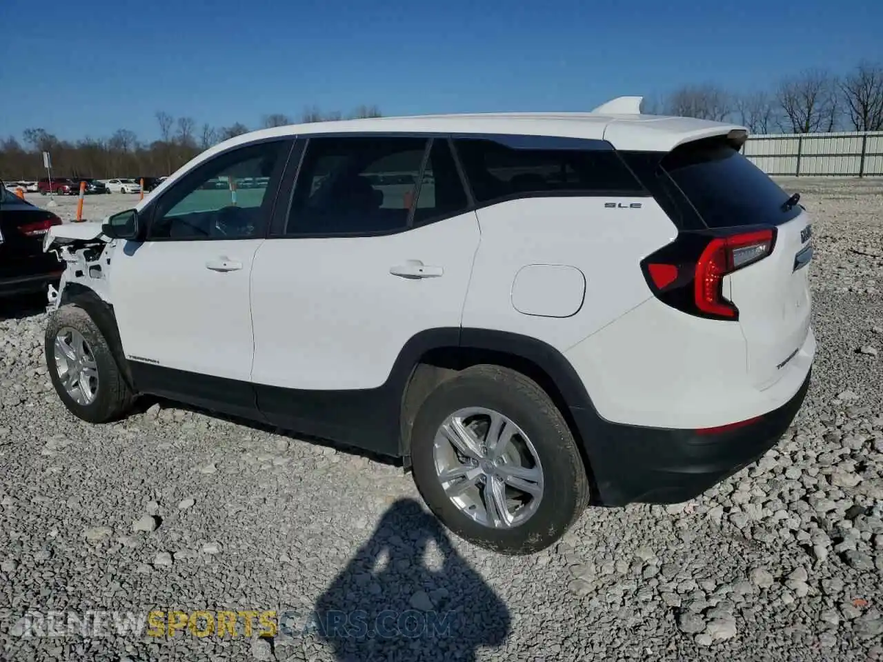2 Photograph of a damaged car 3GKALTEGXRL344281 GMC TERRAIN 2024