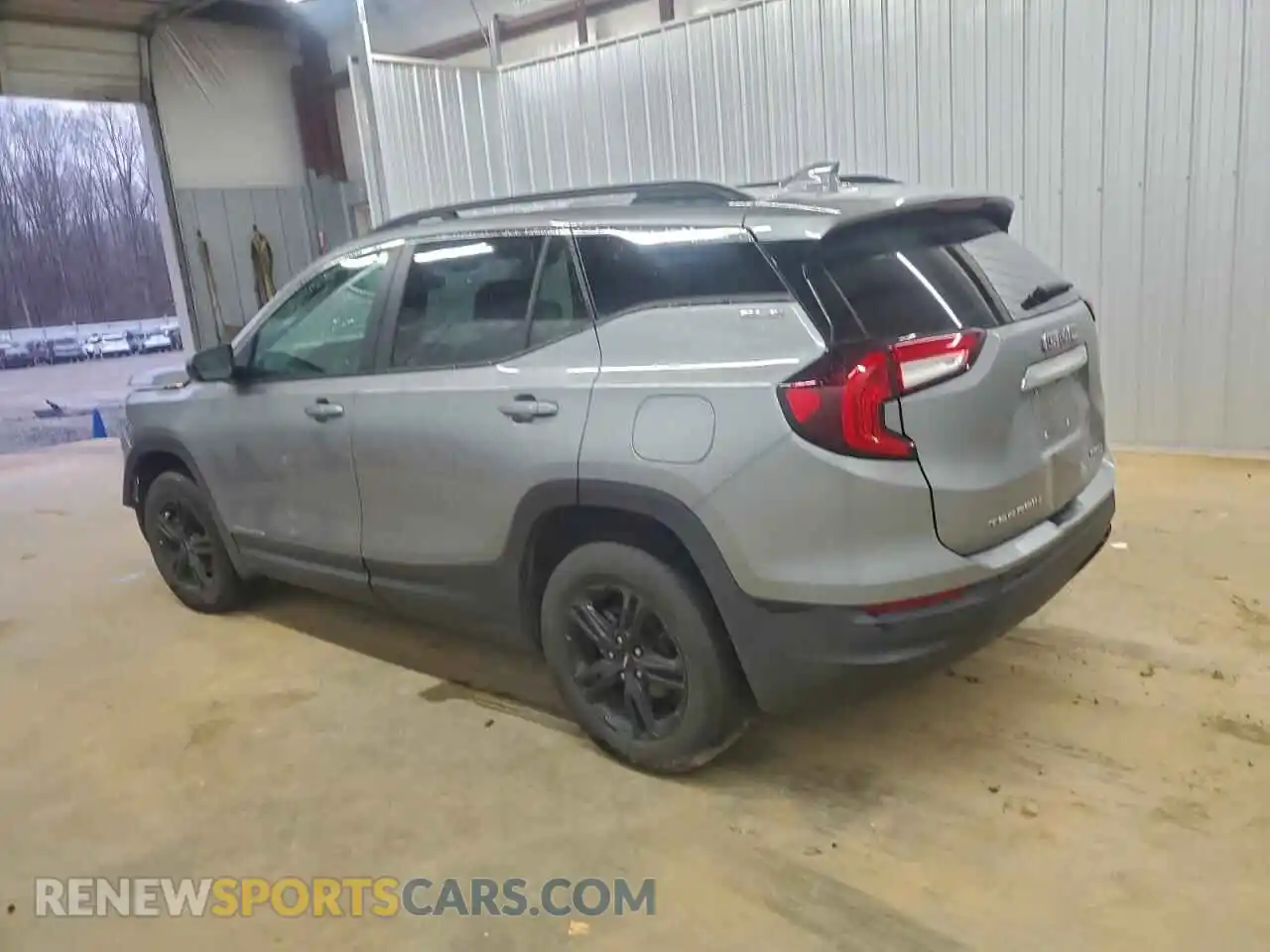2 Photograph of a damaged car 3GKALTEGXRL397207 GMC TERRAIN 2024