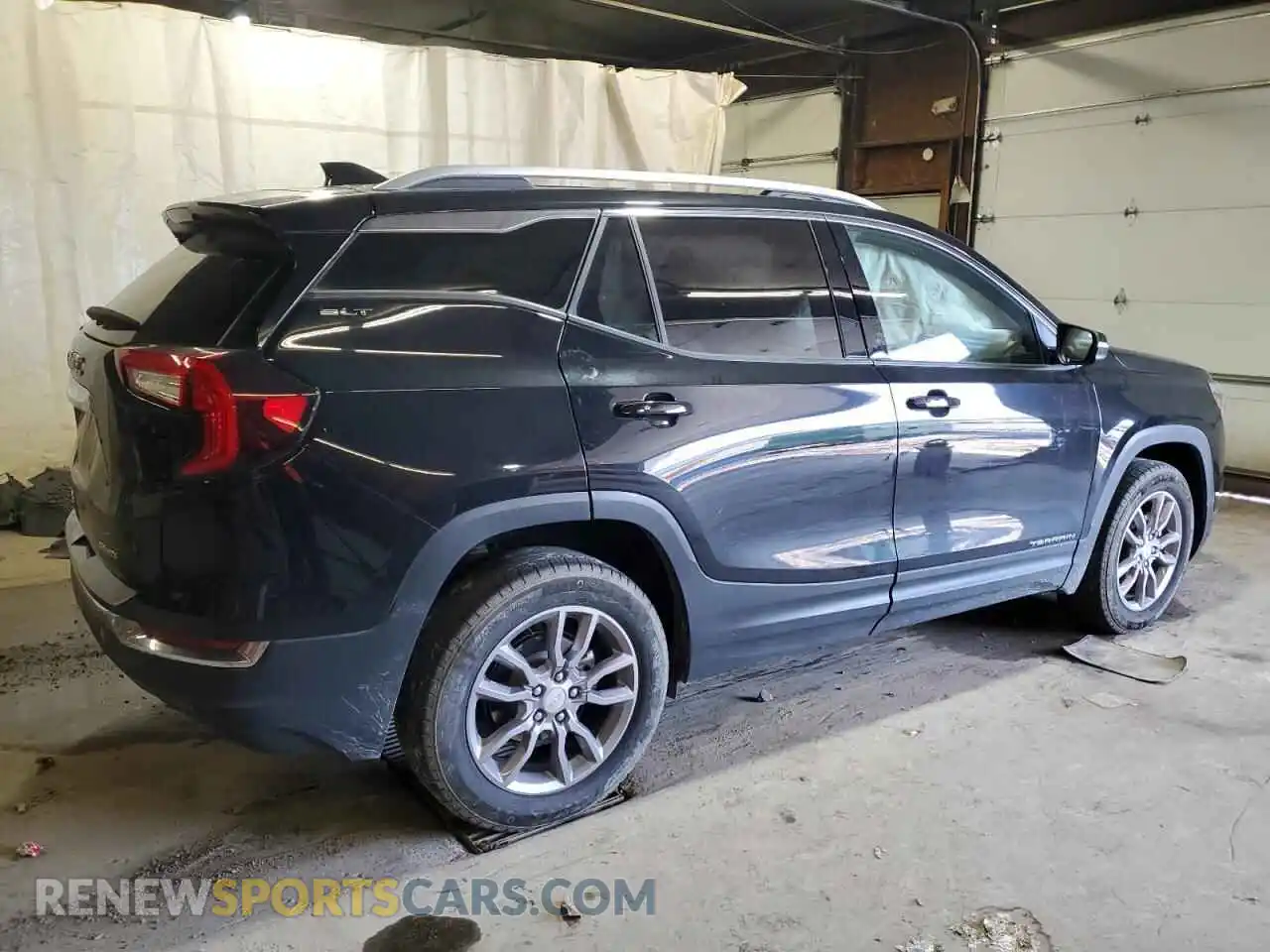 3 Photograph of a damaged car 3GKALVEG1RL367928 GMC TERRAIN 2024