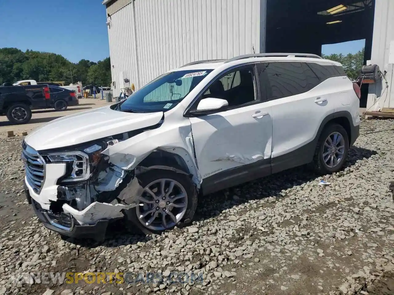 1 Photograph of a damaged car 3GKALVEG2RL111930 GMC TERRAIN 2024