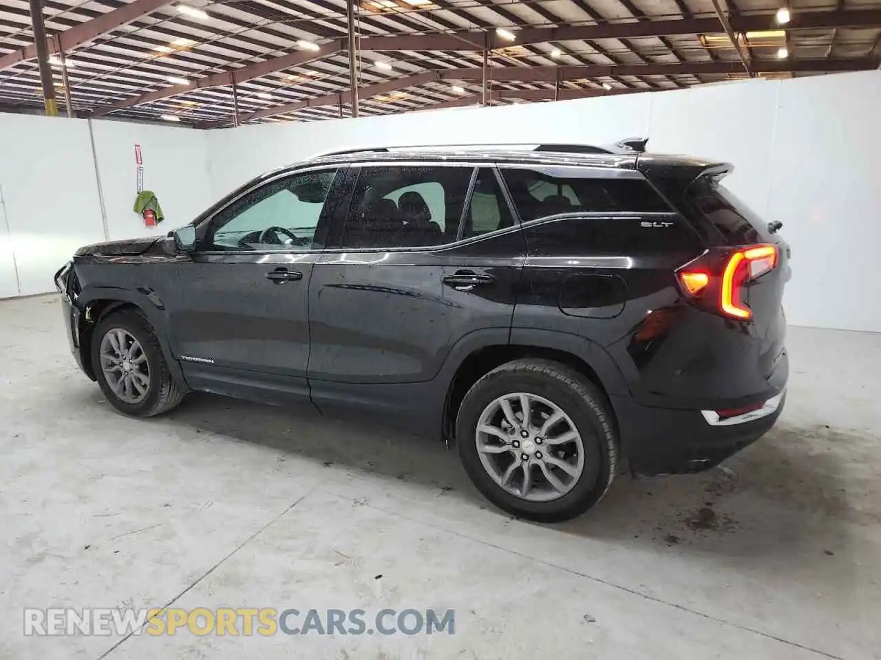 2 Фотография поврежденного автомобиля 3GKALVEG2RL360972 GMC TERRAIN 2024