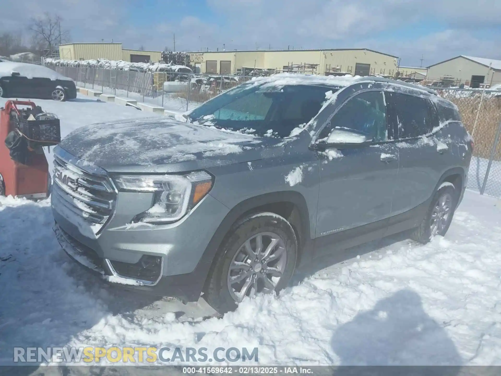 2 Photograph of a damaged car 3GKALVEG2RL396385 GMC TERRAIN 2024