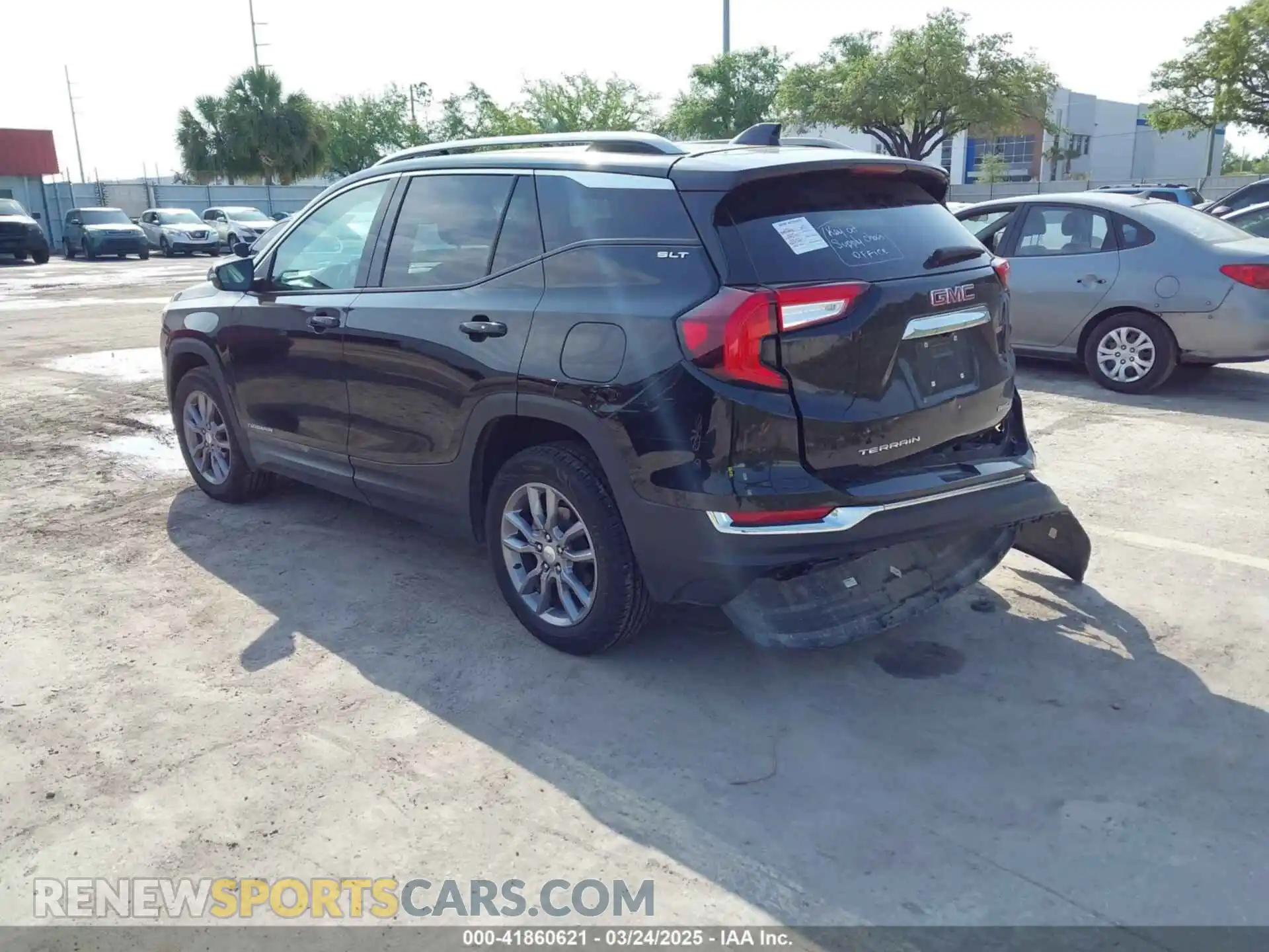3 Photograph of a damaged car 3GKALVEG3RL148128 GMC TERRAIN 2024