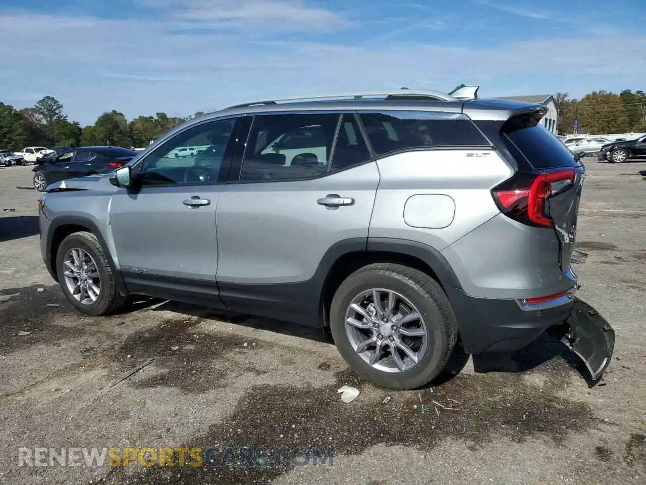 2 Photograph of a damaged car 3GKALVEG3RL219277 GMC TERRAIN 2024