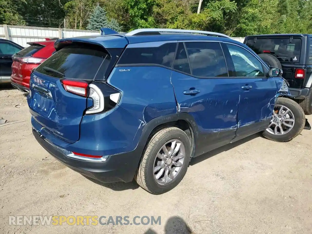3 Фотография поврежденного автомобиля 3GKALVEG4RL364277 GMC TERRAIN 2024
