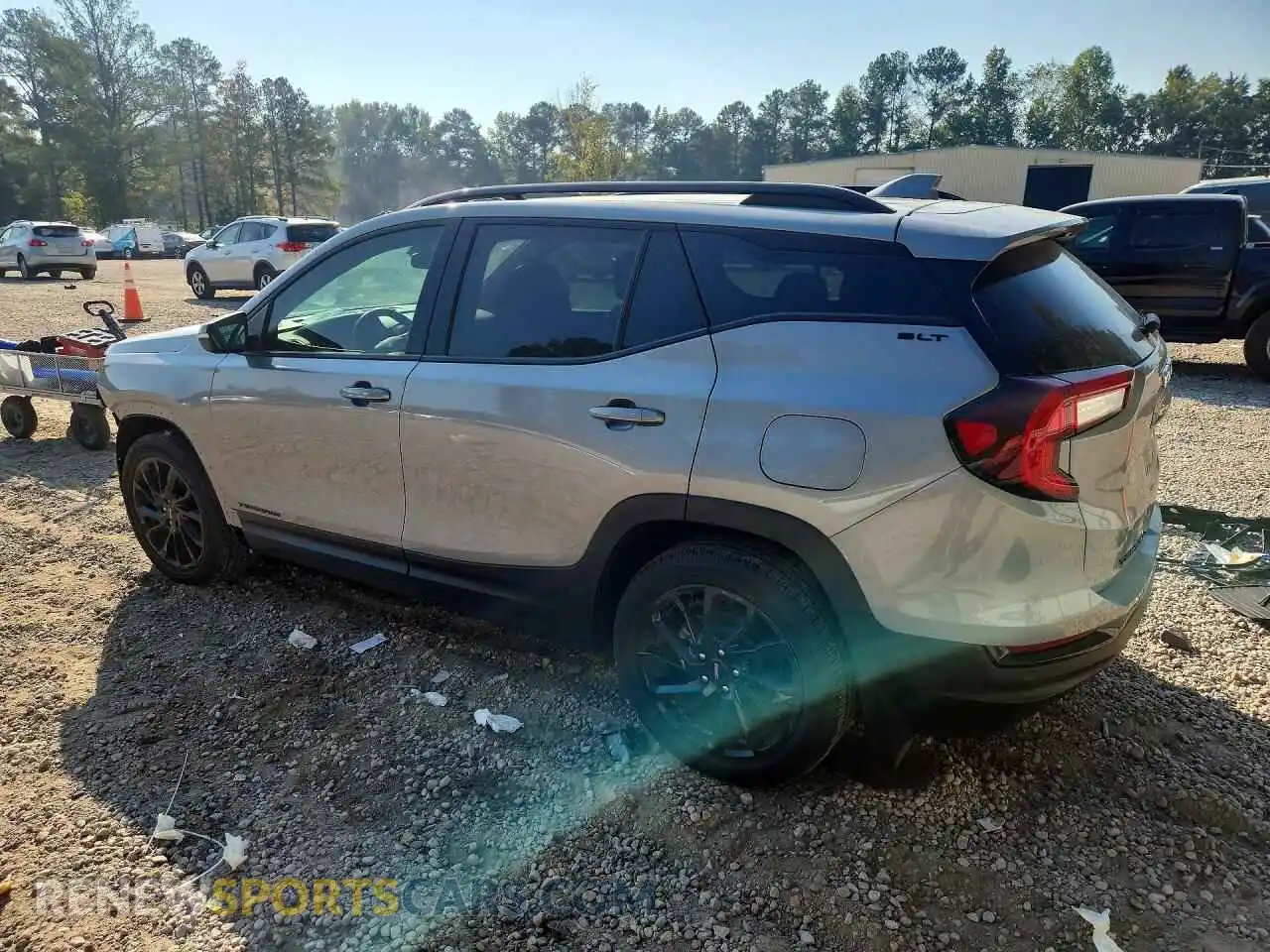 2 fotografías del automóvil dañado 3GKALVEG5RL391892 GMC TERRAIN 2024