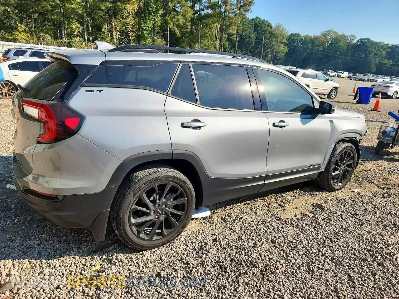 3 fotografías del automóvil dañado 3GKALVEG5RL391892 GMC TERRAIN 2024