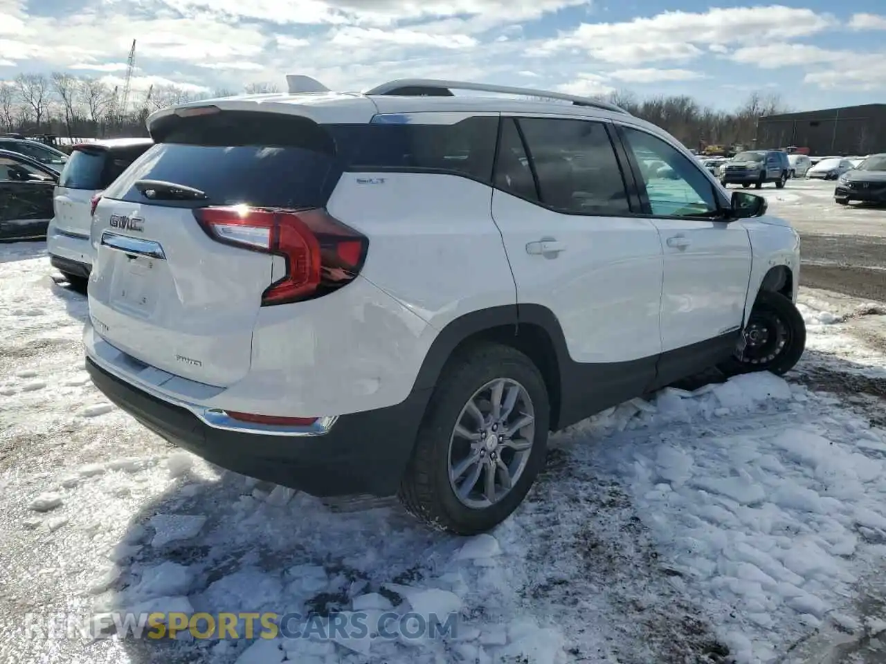 3 Фотография поврежденного автомобиля 3GKALVEG6RL379332 GMC TERRAIN 2024