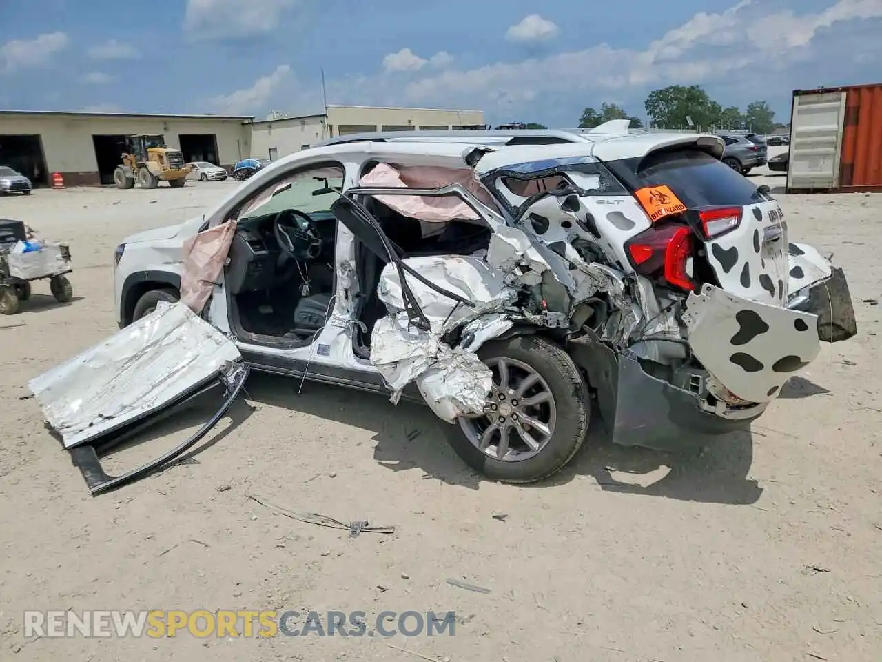 2 Photograph of a damaged car 3GKALVEG7RL174604 GMC TERRAIN 2024