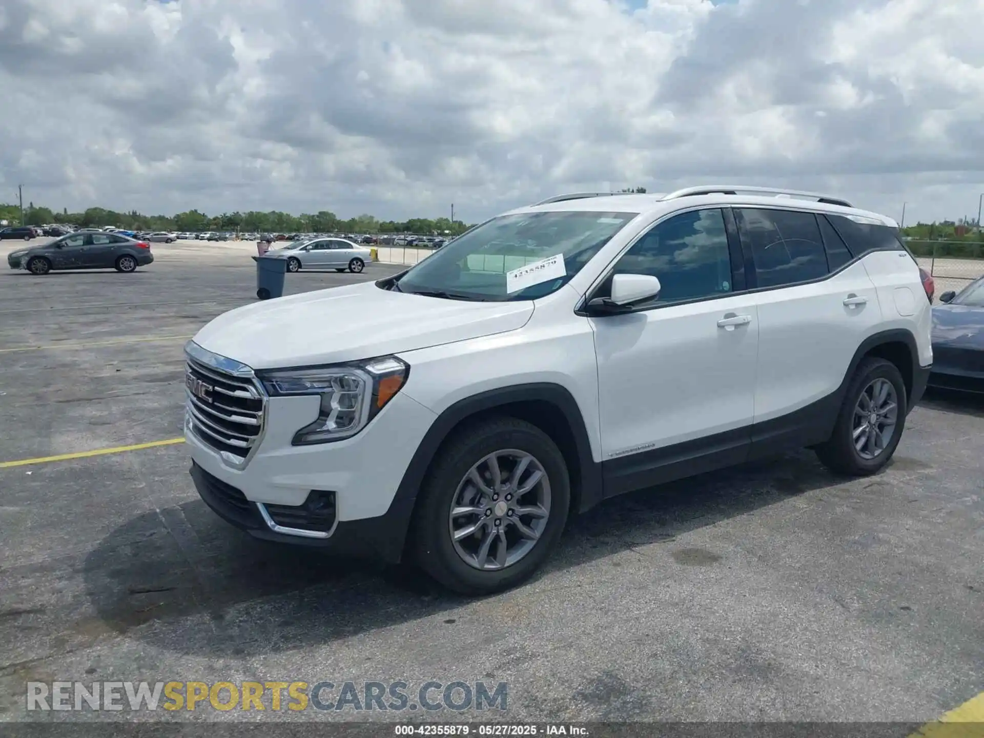 2 Photograph of a damaged car 3GKALVEG7RL261595 GMC TERRAIN 2024