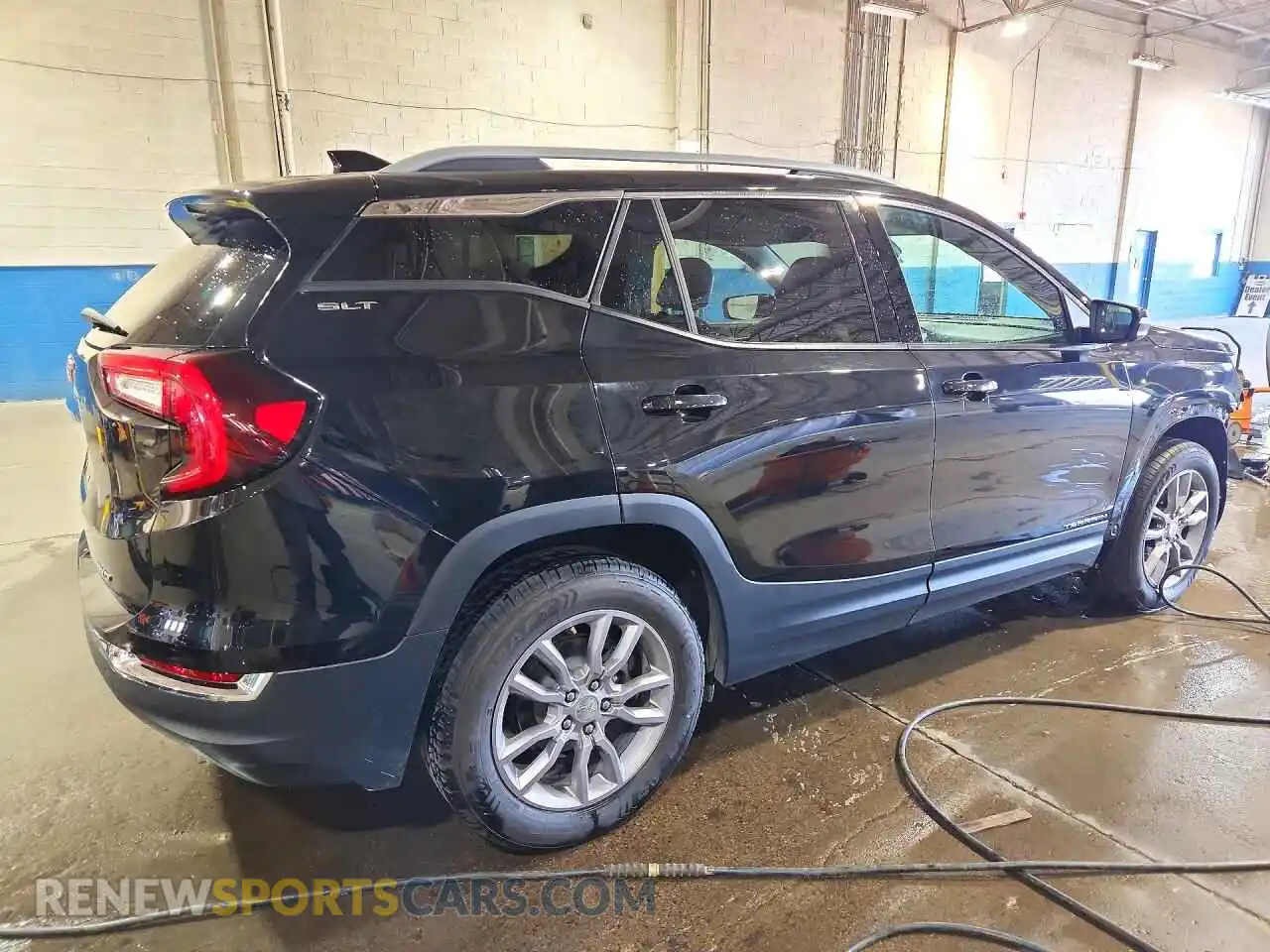 3 Photograph of a damaged car 3GKALVEG7RL305479 GMC TERRAIN 2024